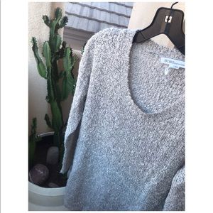 BCBG beige/black sweater Size M/L